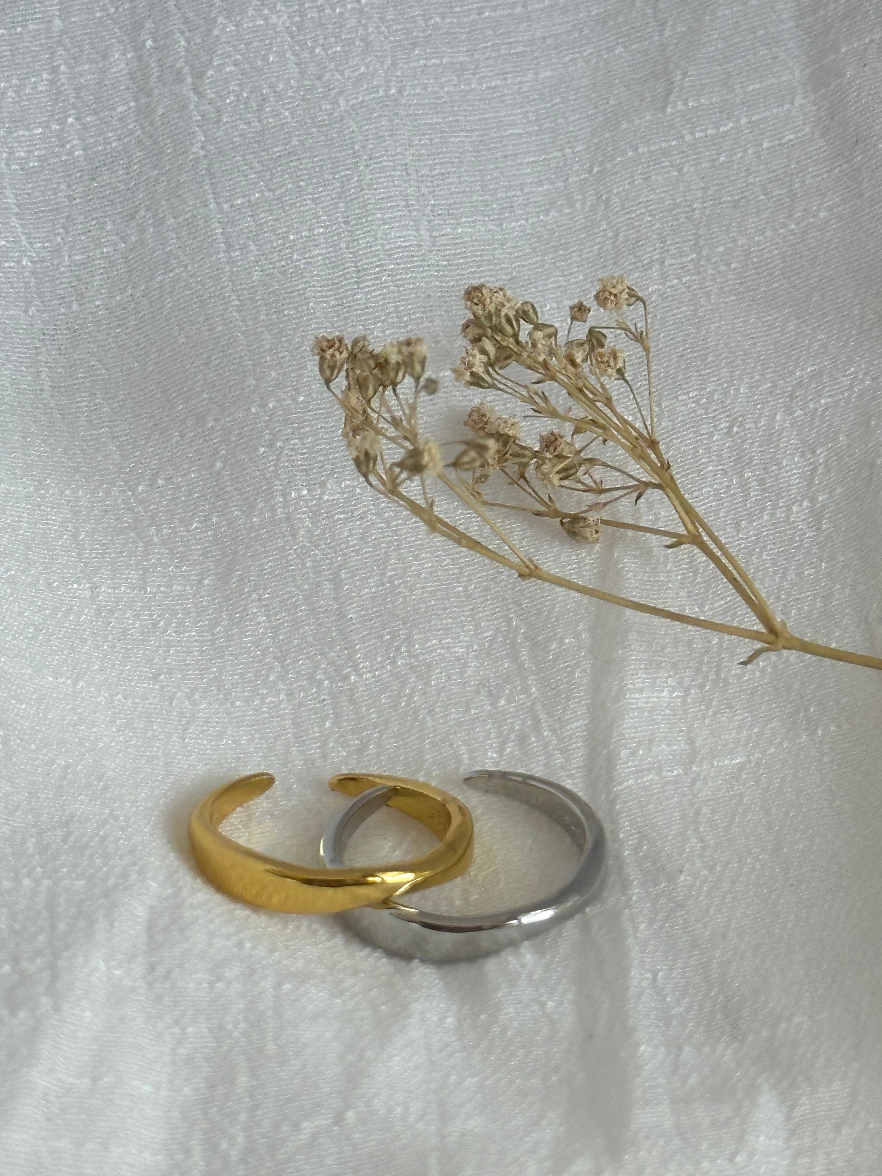 Riviera Ring