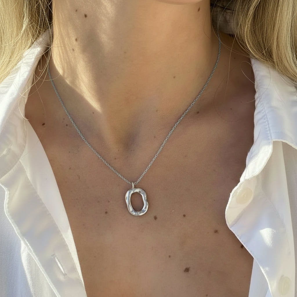 FORMA NECKLACE